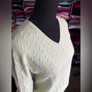 Kirkland Elegant V-Neck Cable Knit Sweater - Lightest Mint Green, L